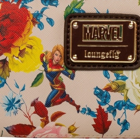 CAPTAIN MARVEL FLORAL PRINT WALLET - Picture 3 of 5